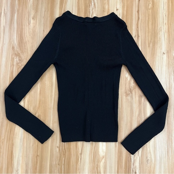 Leith Ribbed Button-Front Sweater - Picture 3 of 4